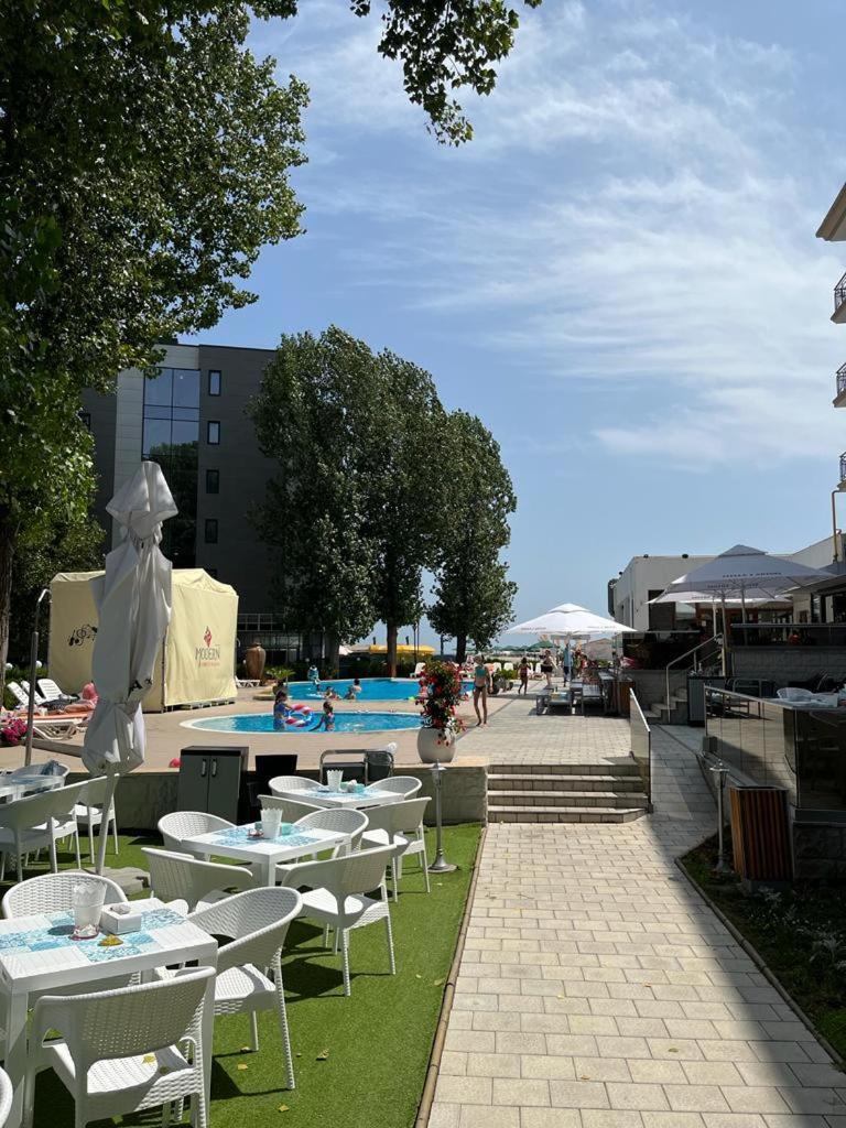 Hotel Modern Mamaia Exterior foto